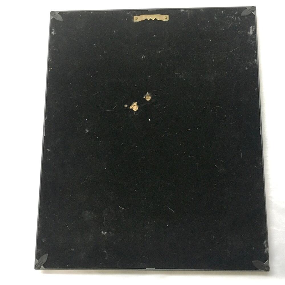 Light Gold Tone Frame - Picture 3 of 3